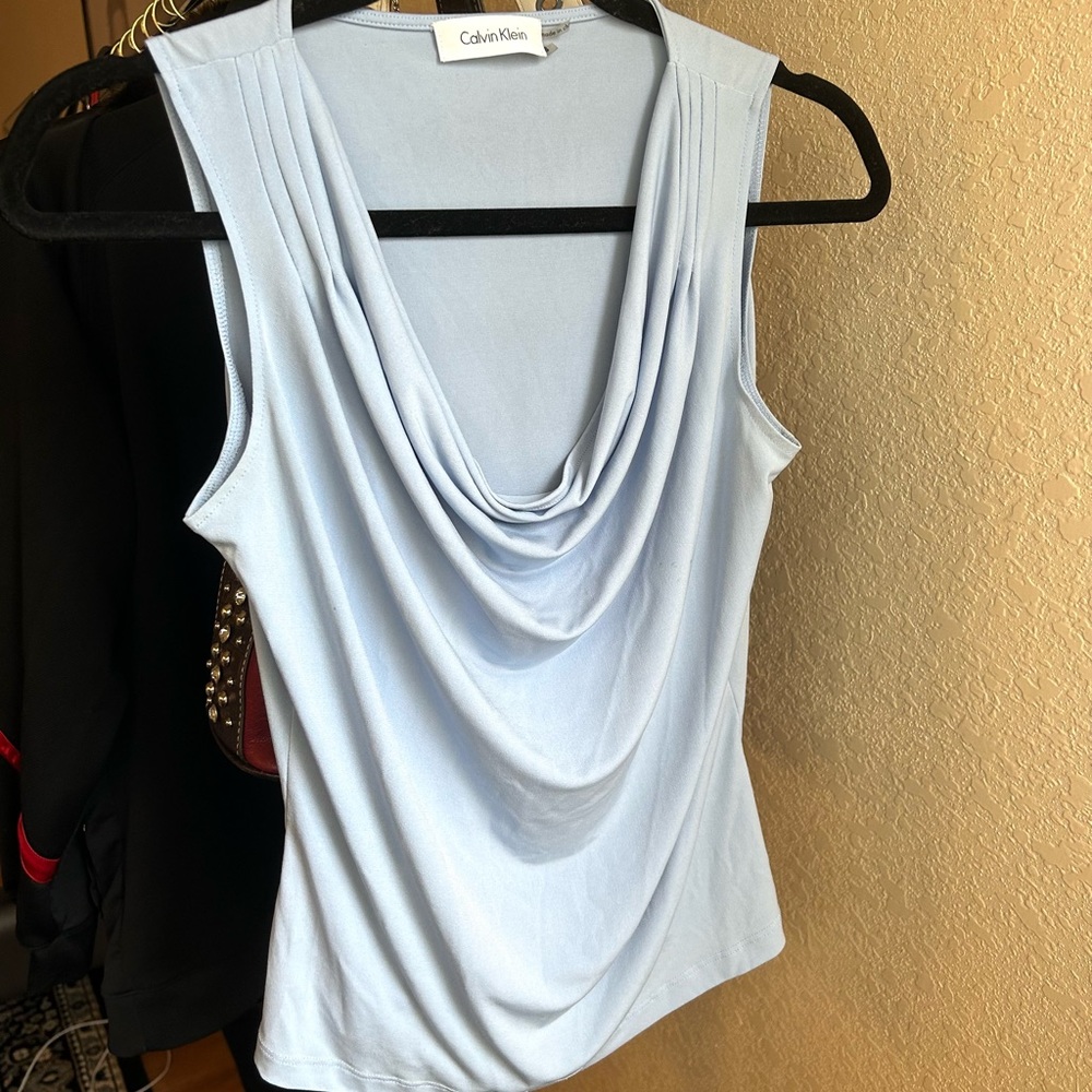 Calvin Klein top ☁️